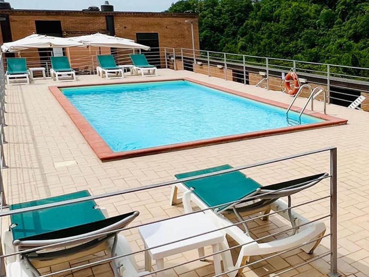 Hotel Gio Wine E Jazz Area بيرودجا المظهر الخارجي الصورة