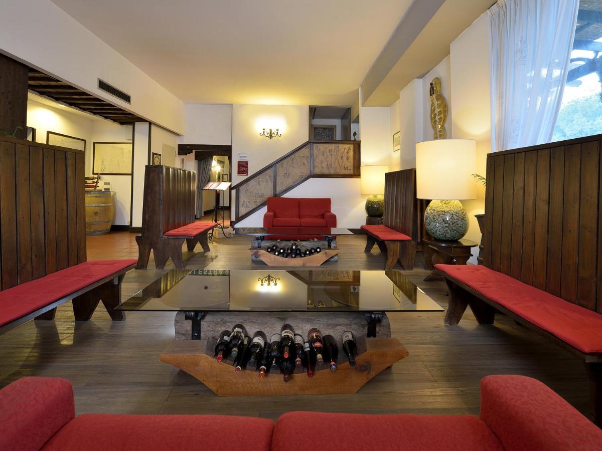 Hotel Gio Wine E Jazz Area بيرودجا المظهر الخارجي الصورة