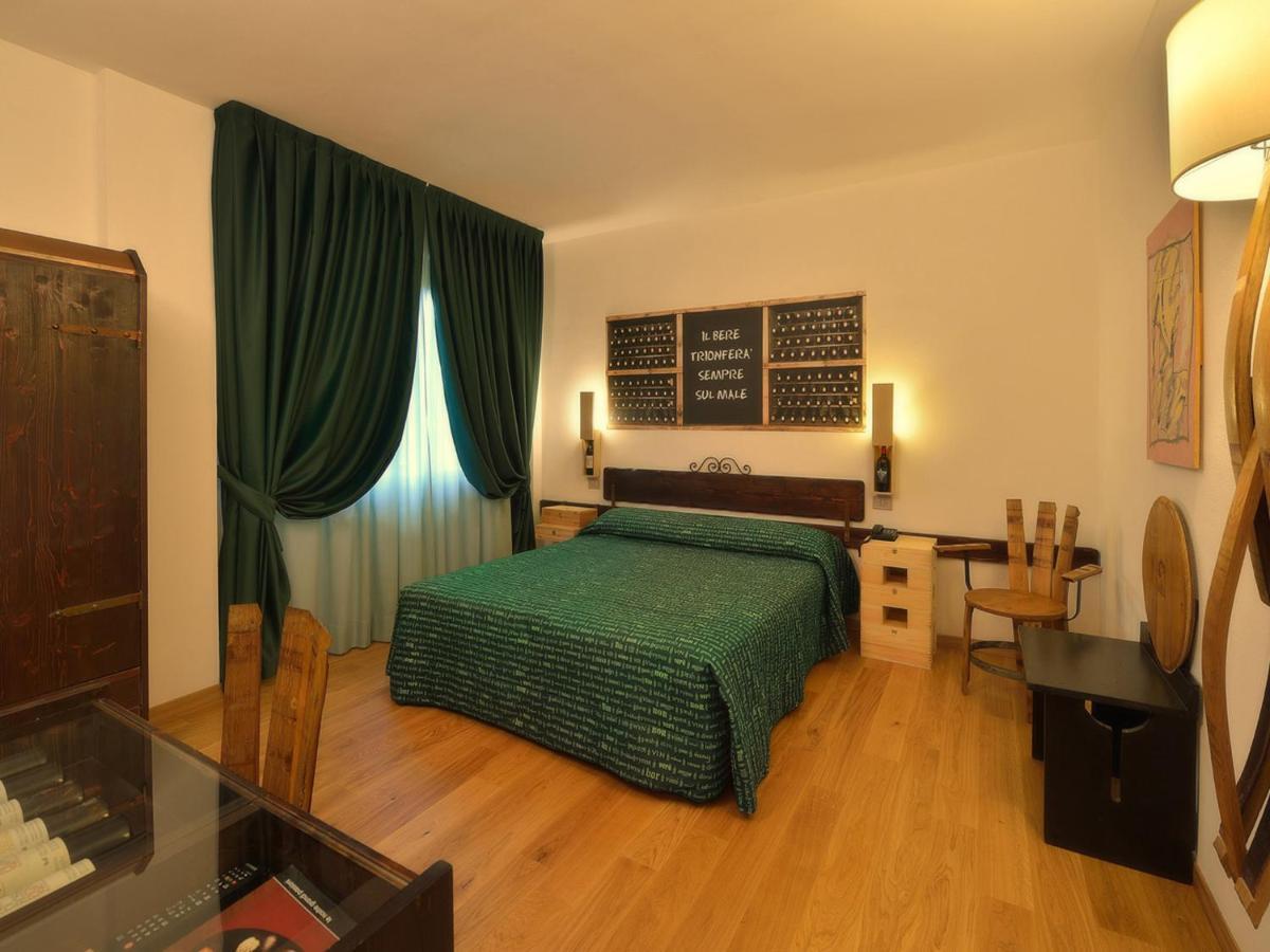 Hotel Gio Wine E Jazz Area بيرودجا المظهر الخارجي الصورة