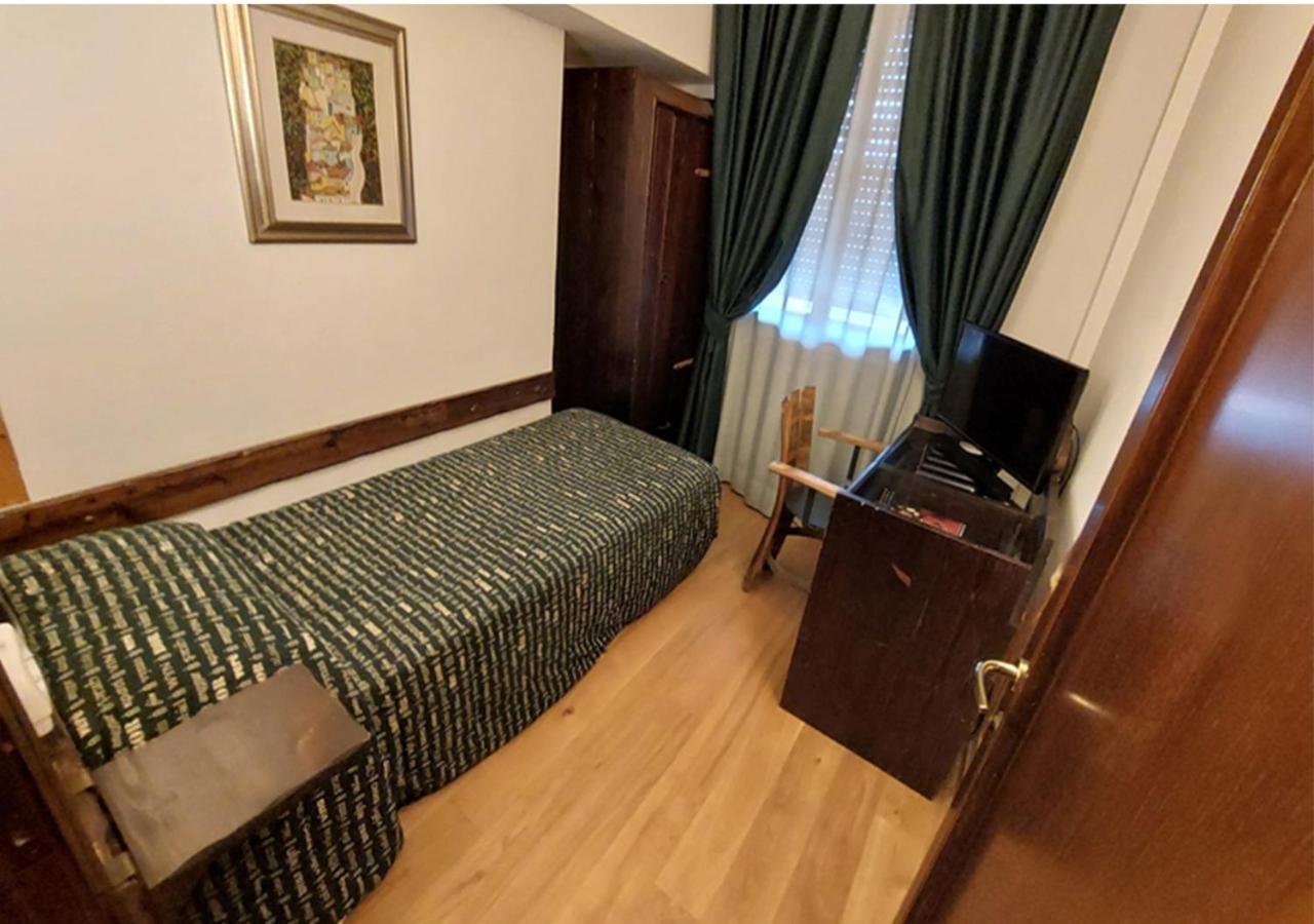 Hotel Gio Wine E Jazz Area بيرودجا المظهر الخارجي الصورة