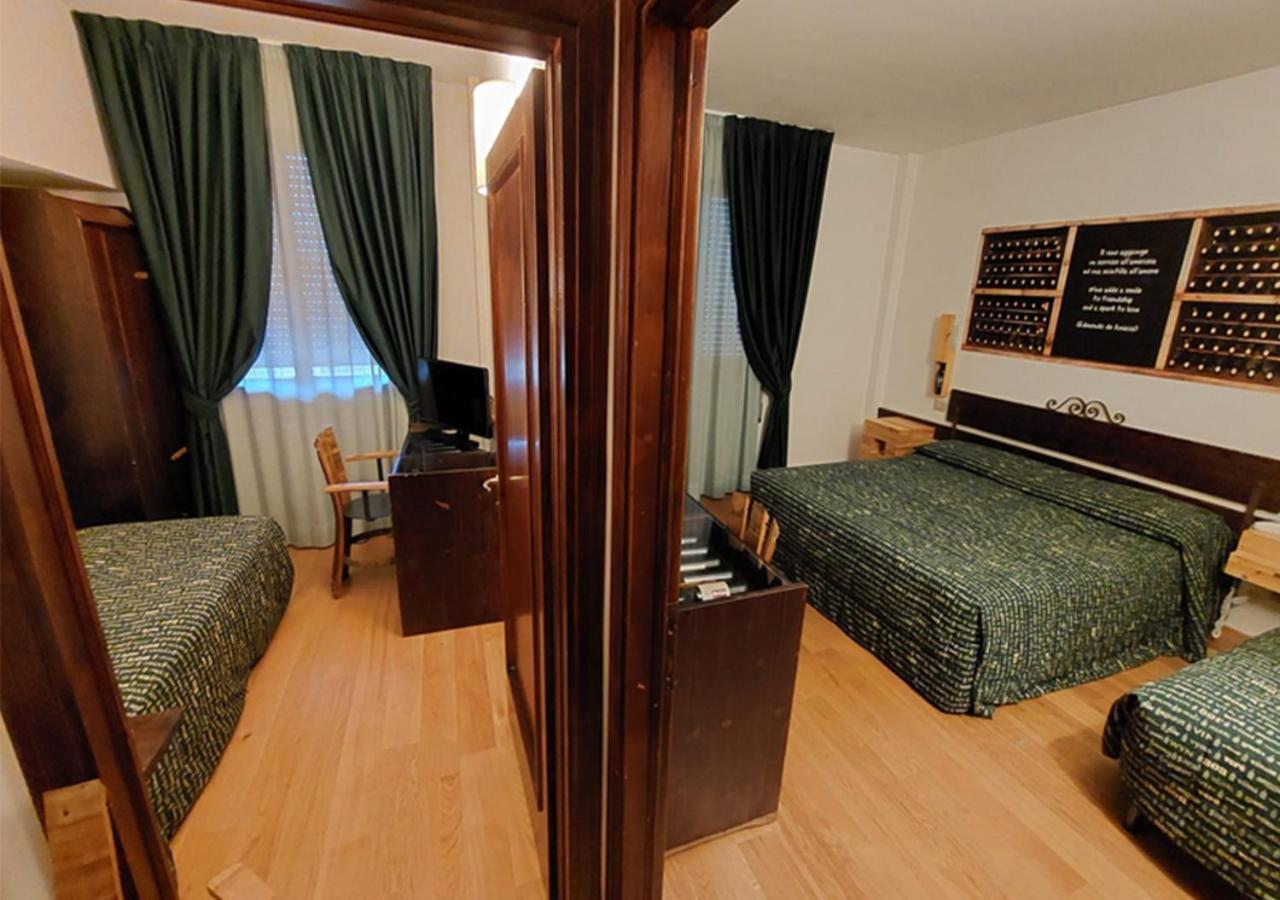 Hotel Gio Wine E Jazz Area بيرودجا المظهر الخارجي الصورة